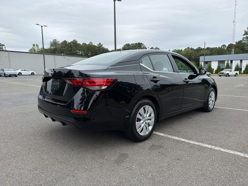 Certified 2025 Nissan Sentra S FWD image 5
