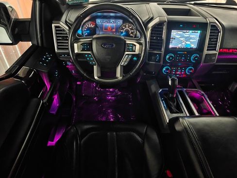 Used 2015 Ford F150 Platinum image 46