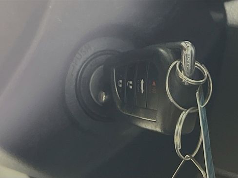 Used 2023 Toyota Corolla LE image 23