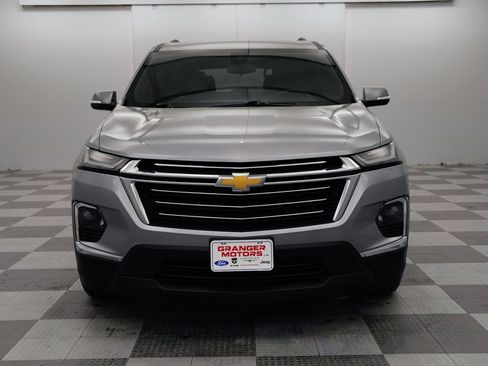 Used 2023 Chevrolet Traverse LT AWD/4WD image 5