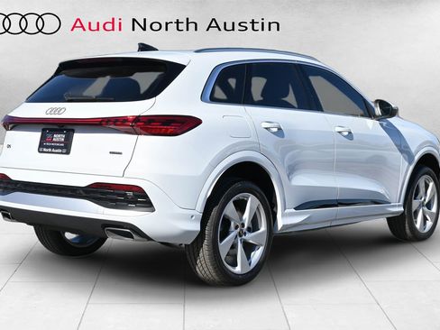 New 2025 Audi Q5 Premium Plus image 25