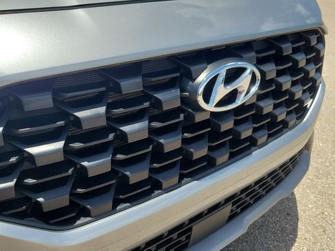 Used 2023 Hyundai Santa Fe SEL FWD image 13