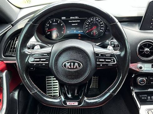 Used 2021 Kia Stinger GT2 RWD image 28