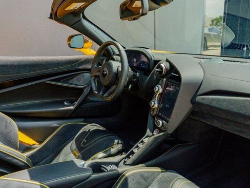 Used 2023 McLaren 720S image 61