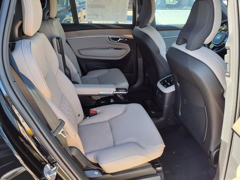 New 2026 Volvo XC90 T8 Plus image 12