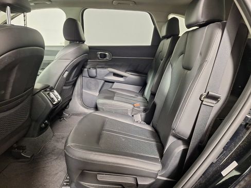 Used 2023 Kia Sorento SX FWD image 10