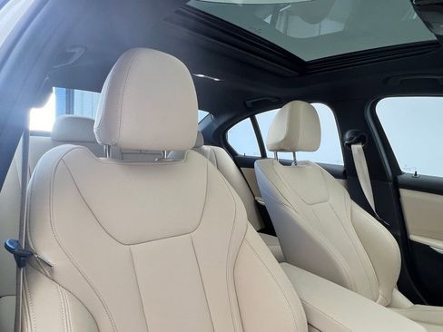 Used 2019 BMW 330i xDrive Sedan w/ Convenience Package image 7