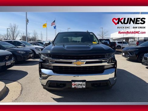 Used 2020 Chevrolet Silverado 1500 LT w/ All-Star Edition image 3