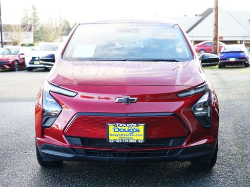 Used 2022 Chevrolet Bolt LT w/ Infotainment Package image 9