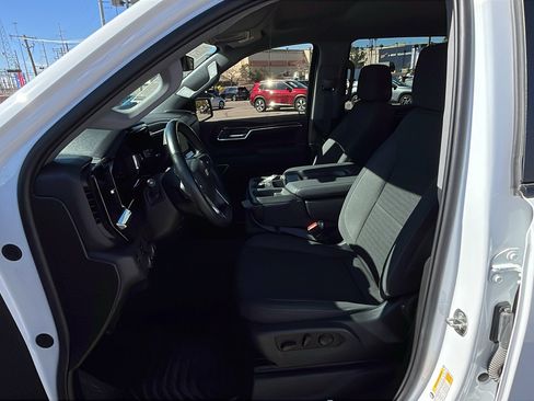 Used 2023 Chevrolet Silverado 1500 LT image 10