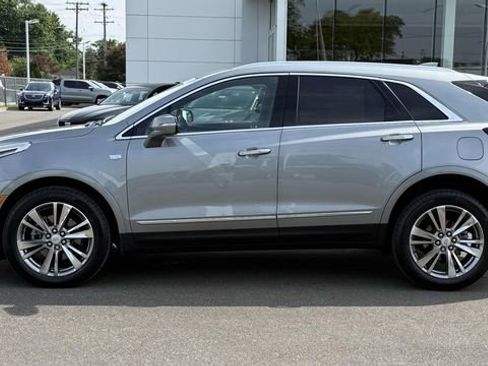 Certified 2023 Cadillac XT5 Premium Luxury AWD/4WD image 10