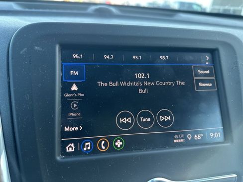 Used 2023 Chevrolet Equinox LT image 15