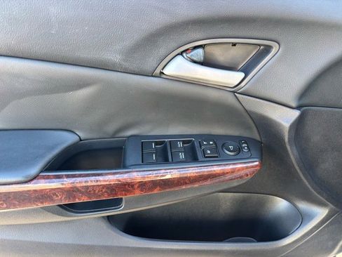 Used 2011 Honda Crosstour EX image 24