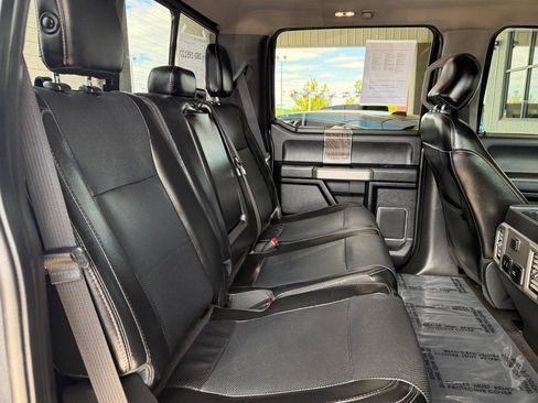 Used 2017 Ford F250 Lariat w/ Lariat Ultimate Package AWD/4WD image 31