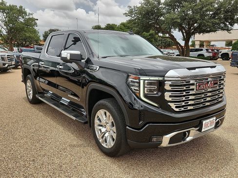 Used 2024 GMC Sierra 1500 Denali AWD/4WD image 7