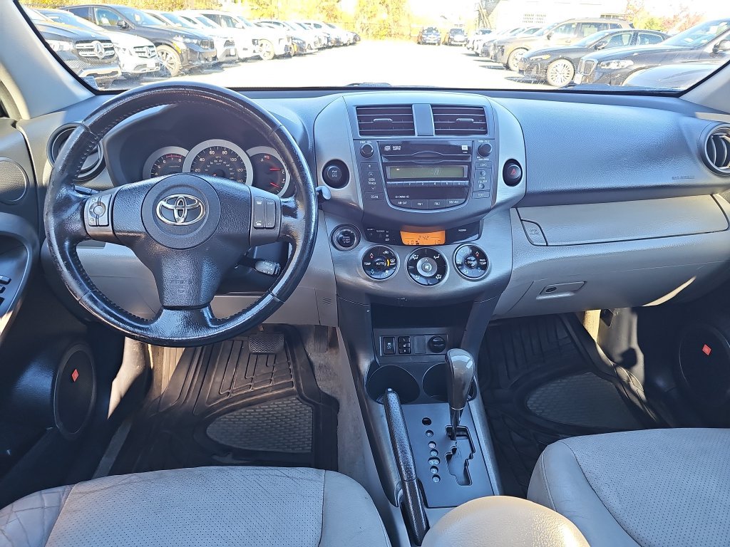 Used 2009 Toyota RAV4 Limited AWD/4WD image 11