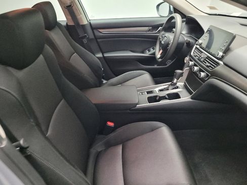 Used 2019 Honda Accord LX image 21