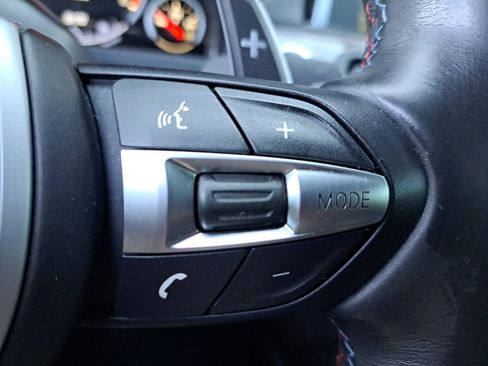 Used 2014 BMW M6 Convertible RWD image 34