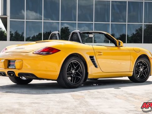 Used 2011 Porsche Boxster RWD image 3