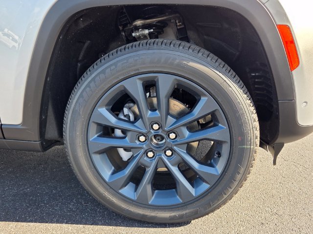 New 2026 Jeep Grand Cherokee Limited AWD/4WD image 10