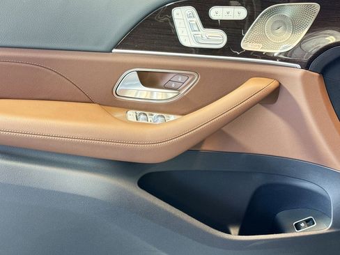 New 2026 Mercedes-Benz GLS 450 4MATIC image 16