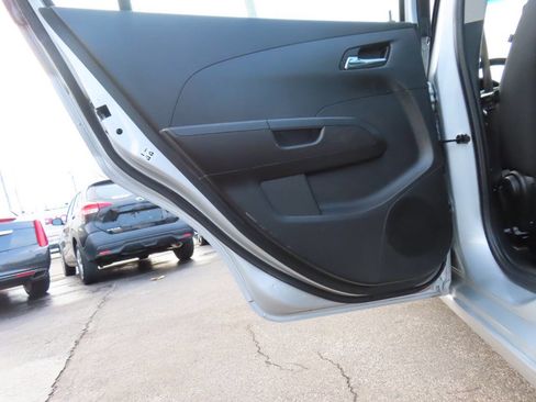 Used 2017 Chevrolet Sonic LT image 36