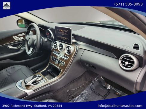 Used 2016 Mercedes-Benz C 300 4MATIC Sedan w/ Multimedia Package image 18