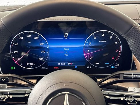 Used 2026 Mercedes-Benz GLC 300 image 12