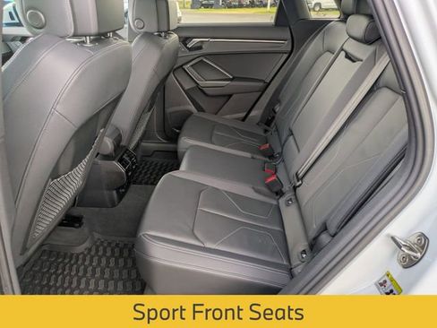 Used 2024 Audi Q3 2.0T Premium image 29