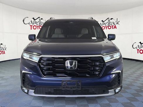 Used 2023 Honda Pilot Touring image 2