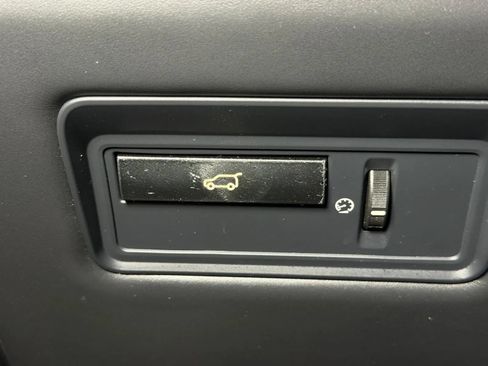 Used 2014 Land Rover Range Rover Autobiography AWD/4WD image 32