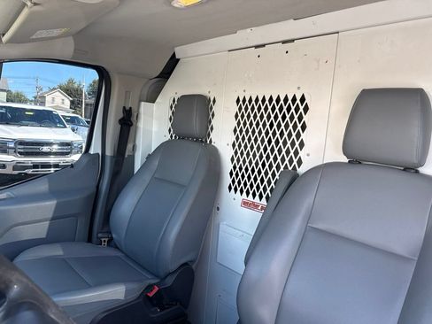 Used 2018 Ford Transit 150 130 Low Roof RWD image 11
