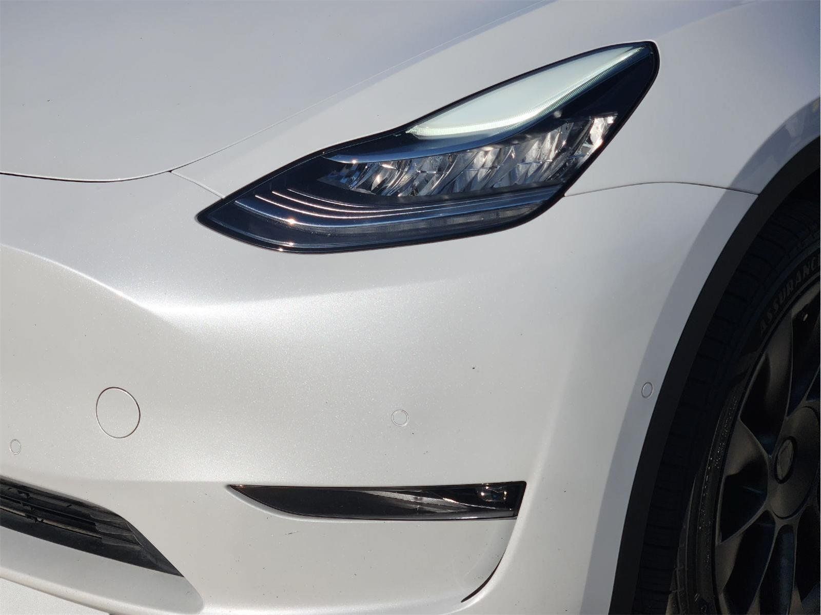 Used 2021 Tesla Model Y Long Range AWD/4WD image 8