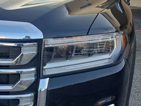 Used 2021 GMC Acadia SLT w/ Premium Package image 6