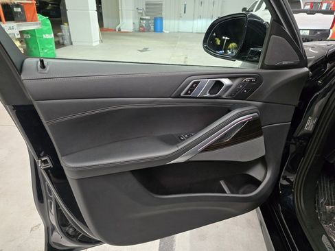 Used 2025 BMW X6 xDrive40i image 14
