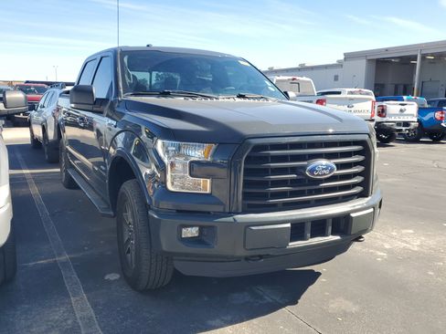 Used 2016 Ford F150 XLT w/ Equipment Group 302A Luxury image 6