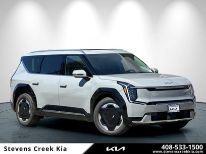 New 2026 Kia EV9 Land
