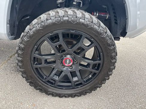 Used 2021 Toyota Tacoma TRD Sport AWD/4WD image 34