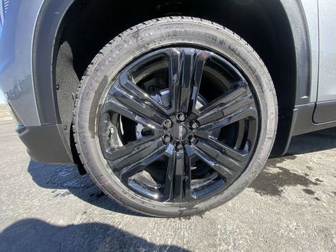 New 2026 GMC Acadia Elevation w/ Black Edition image 10