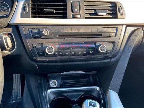 Used 2015 BMW 320i Sedan image 35