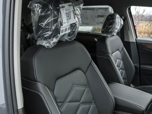 New 2026 Volkswagen Atlas SE image 44