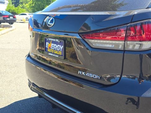 Used 2022 Lexus RX 450h F Sport w/ Accessory Package AWD/4WD image 13
