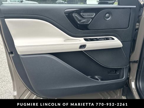 New 2026 Lincoln Aviator Reserve RWD image 10