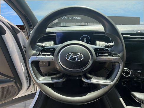 Used 2022 Hyundai Santa Cruz SEL w/ Activity Package FWD image 11