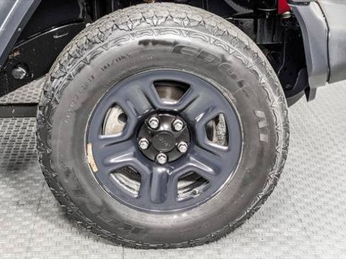 Used 2020 Jeep Wrangler Sport AWD/4WD image 28