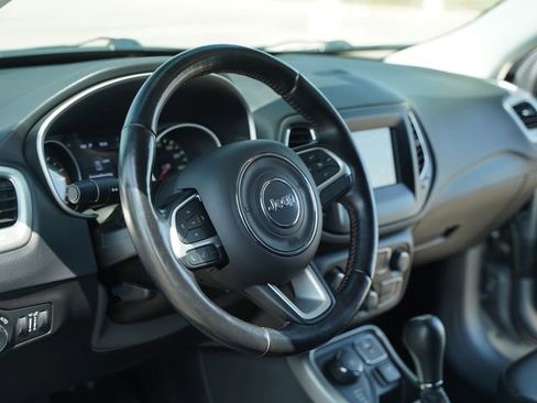 Used 2020 Jeep Compass Latitude w/ Cold Weather Group image 27