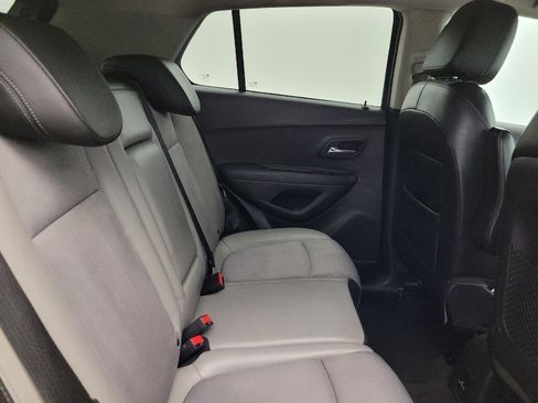 Used 2016 Chevrolet Trax LT w/ LT Convenience Package image 19