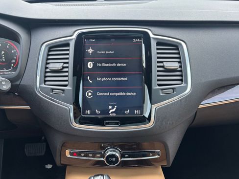 Used 2019 Volvo XC90 T6 Momentum image 23