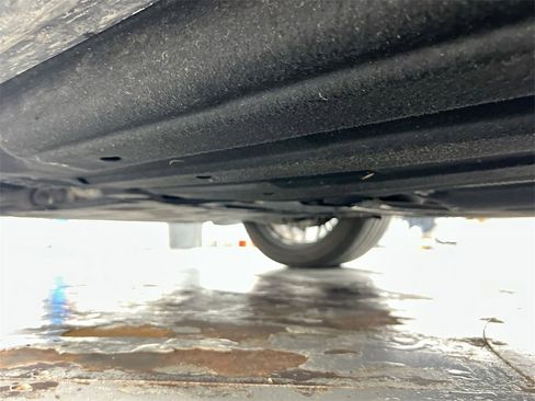 Used 2017 Porsche Macan Turbo image 30