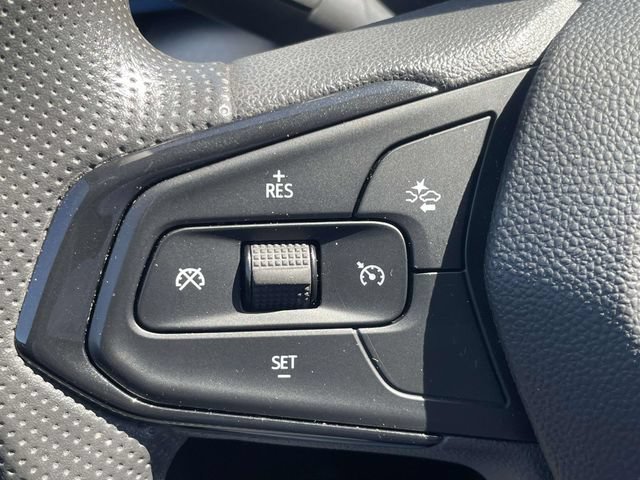Used 2024 Chevrolet Trax LS w/ LS Convenience Package FWD image 24